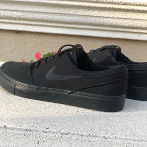 Stefan Janoski Skateboarder Nike SB Zoom Shoes